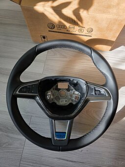 Nový kožený volant Škoda Scout - 9