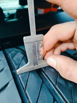 Prodám 4 letní pneumatiky - 9