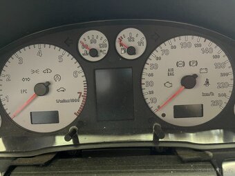 Audi A4b5 1.8T S-LINE - 9