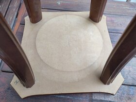 Starožitný stolek intarzie - 9