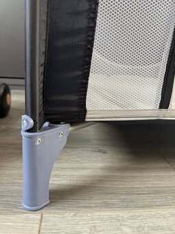 Cestovní ohrádka / postýlka Cosing Zebra Grey - 9