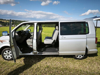 VW Caravelle T5 long 4x4 8míst MANUÁL 2x šoupačky - 9