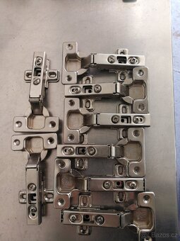 Kování na nábytek - 9