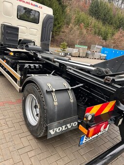 VOLVO FL 240, 12t + 3ks kontejner - 9