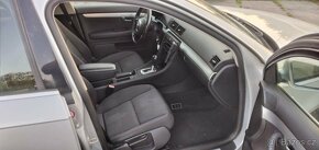 Audi A4 8E avant 2,0TDI 16V S-line automat 2006 BEZ DPF - 9