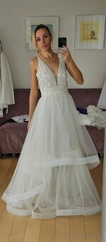 Krásné nové princeznovské svatební šaty -m/l - 9