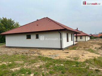Prodej novostavby rodinného domu ve fázi hrubé stavby v obci - 9