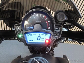 Kawasaki Vulcan S (EN 650A) - 9