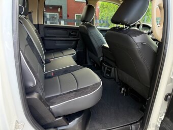 DODGE RAM 2500 LPG HEAVY DUTY 8feet - 9