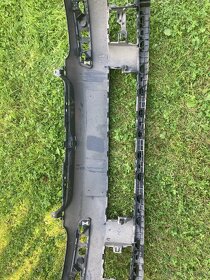 Přední nárazník VW Golf 5 - 9