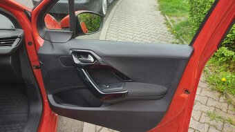 Peugeot 208 1,2i 60kW - 9