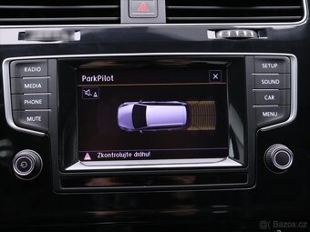 Volkswagen Golf 1,6 TDI Highline CZ (2015) - 9