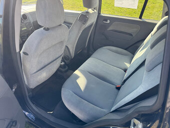 Ford Fusion 1.6i 74kW - 9