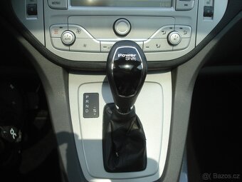 Ford Kuga 2.0TDCi 4x4 NAVI AUT - 9