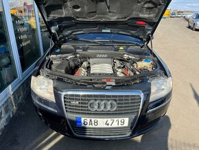 Prodám Audi A8 4,2 Long - Vládní vůz - 9