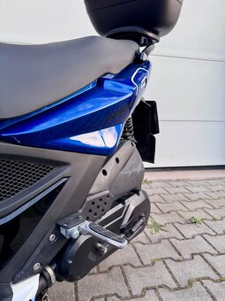 Kymco Super 8 125 NÍZKÝ NÁJEZD - 9