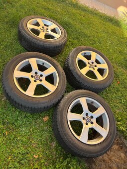 Sada 4ks originálních kol Volvo 235/60 R18, zimní - 9