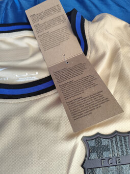 Dres Fc Barcelona Vonkajší 25/26 - Nový s visačkami Kobe - 9