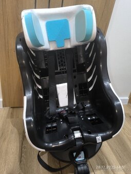 Dětská autosedačka Graco turn2me i-size R129 - 9