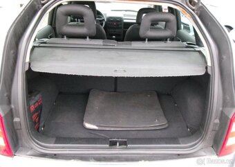 Audi A2 1.4i Digi klima benzín manuál 55 kw - 9