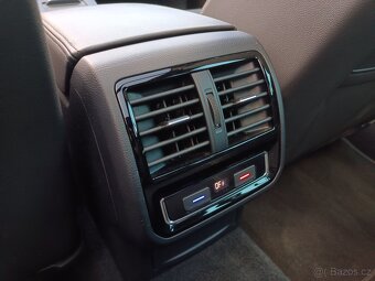 VW Passat B8 Variant 2.0TDI 110kW DSG Matrix ACC Panorama - 9