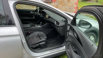 INSIGNIA SPORTS TOURER 2.0d BiTurbo 4x4, 108tis km - 9