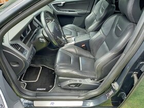 Volvo XC60 2.4D D5 R- DESIGN - AWD - 9