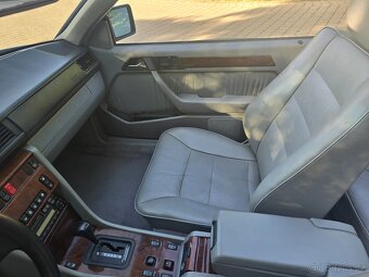 Mercedes E320 Cabrio - 9