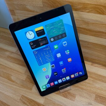 iPad 8 32GB, pěkný stav (12 měsíců záruka) - 9