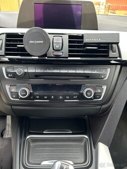 BMW Řada 3, 320D , Automat,Head-up, závěs - 9