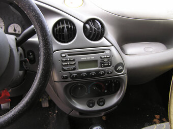 Ford Ka 1.3i - použité díly prodám z tohoto vozu prodám - 9