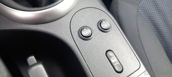 Nissan Qashqai +2,2.0i 104 kW ,7 míst - 9