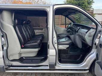 RENAULT TRAFIC 2.5DCI 107KW LONG 5 MÍST R.V.2010 - 9