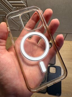 Kryty na iPhone 14 Pro - 9