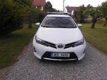 Toyota Auris COMBI- rv2013- 1.6 97kw- 112000km- - 9