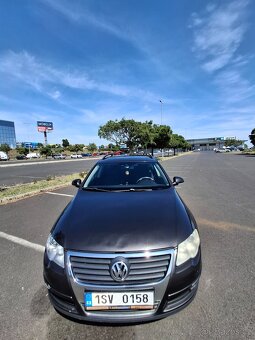 Volkswagen Passat B6 2.0 TDI - 9