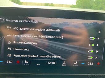 Škoda Octavia combi 2.0 TDI DSG Style r.v.2021 DPH - 9