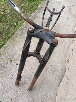 Sparta 250 ram s vidlicí - 9