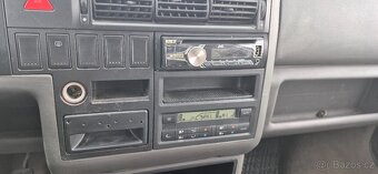 Vw t4 2.5 tdi 75kw caravelle rok 2001 - 9