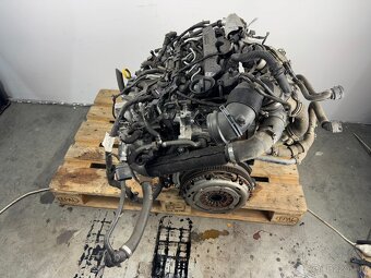 Kompletní motor 2,0TDI CRBC VW Golf VII - 9