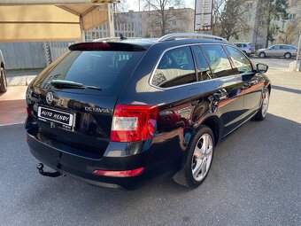 Prodám Škoda Octavia 2,0 TDI 110kW DSG Style Combi - 9