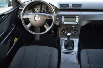 Volkswagen Passat kombi 1.6MPi - 75kw ,naprosto bez koroze - 9