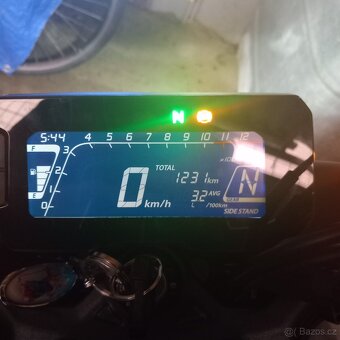 Honda CB300R Neo Sports Cafe - 9