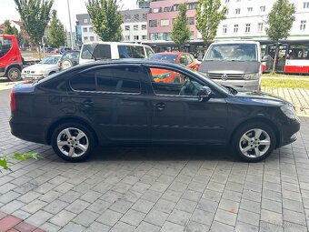 Škoda Octavia ||. 1.8 benzín 118 kW, Facelift, 159 tis. naje - 9