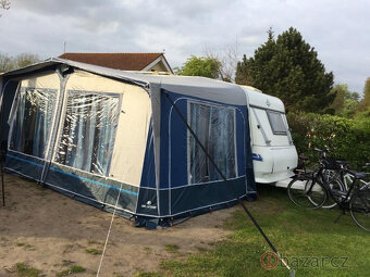 prodám karavan HOBBY s nájezdem pro invalidy - 9