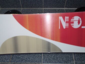 TOP DÍVČÍ SNOWBOARD BURTON LUX 147 CM+VÁZÁNÍ BURTON - 9