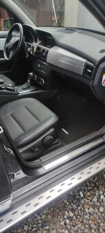Mercedes-Benz GLK 220 Cdi, 125kw rok: 2009 - 9