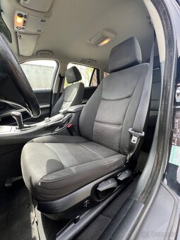 BMW E91 320D, NAVI, TAŽNÉ, MANUÁL, ALU - 9
