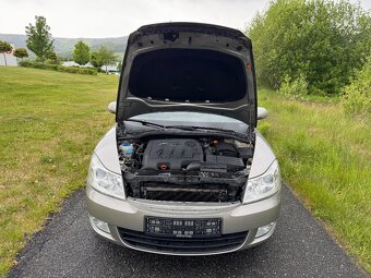 ŠKODA OCTAVIA II 1.6 TDI COMBI/ZÁRUKA/ JARNÍ SLEVA - 9