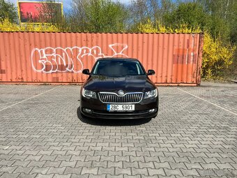 Superb II 2,0TDi 125kW DSG 4x4,ČR,vybavený - 9